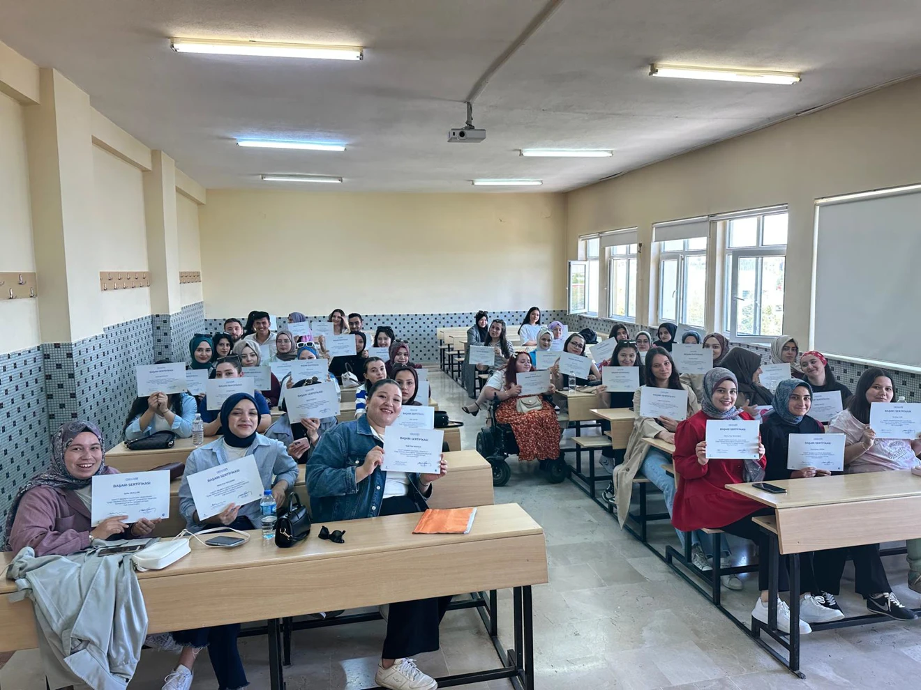 Çağrı Merkezi Okulu Eğitimi Başarıyla Tamamlandı, Sertifikalar Teslim Edildi